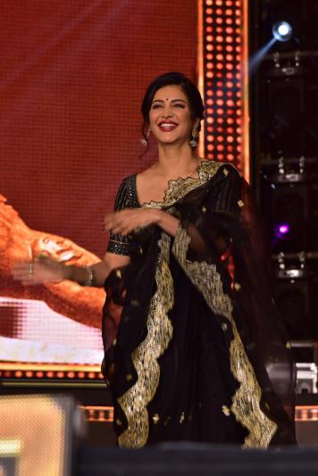 shruti-haasan-stills-8.jpg
