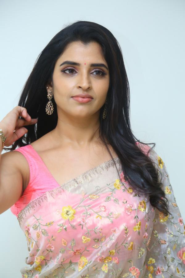 shyamala-stills-2.jpg