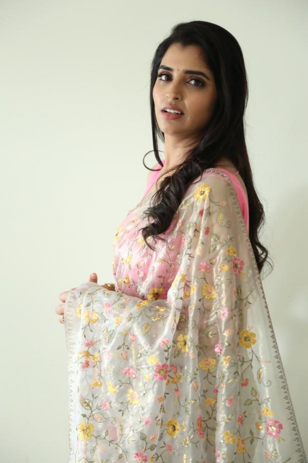 shyamala-stills-9.jpg
