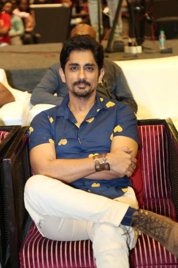 siddharth-stills-2-5.jpg