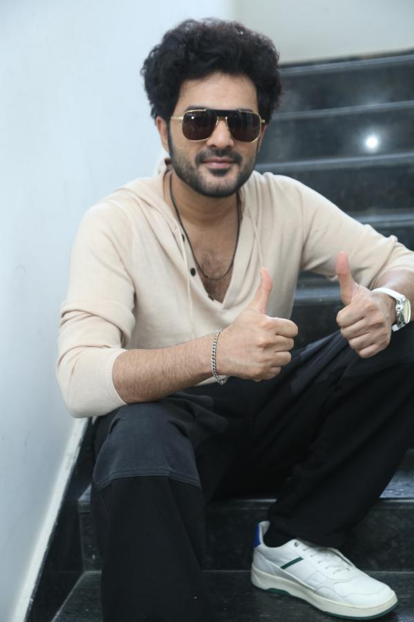 siddhu-jonnalagadda-stills-2-15.jpg