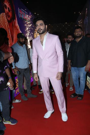 siddhu-jonnalagadda-stills-3-6.jpg