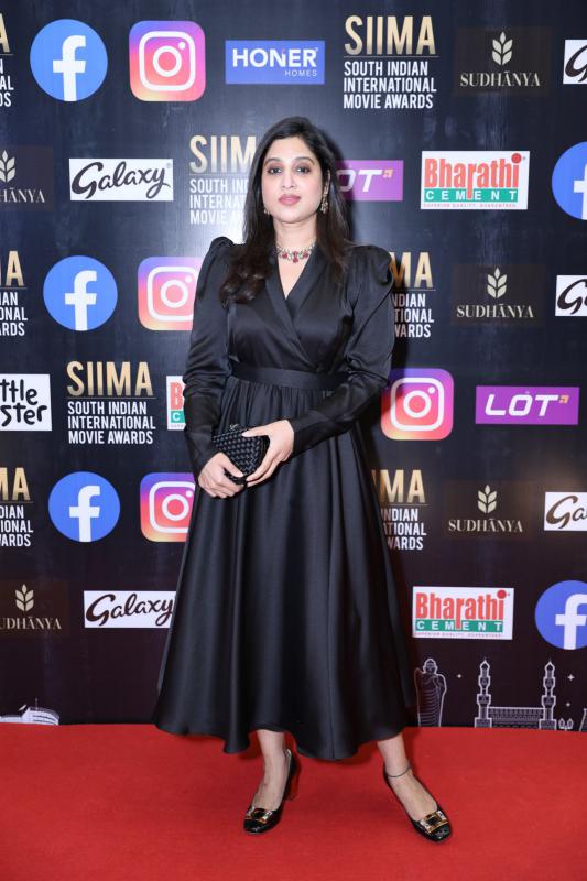 siima-awards-2021-awards-red-carpet-6.jpg