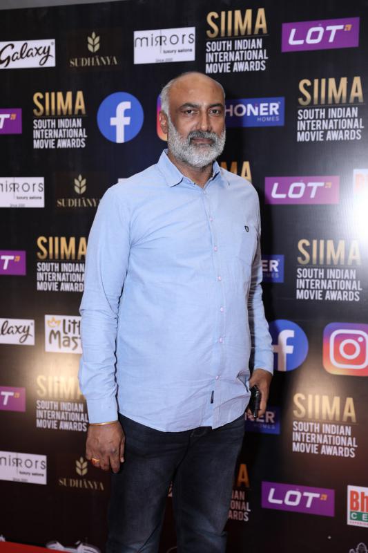 siima-awards-2021-awards-red-carpet-9.jpg