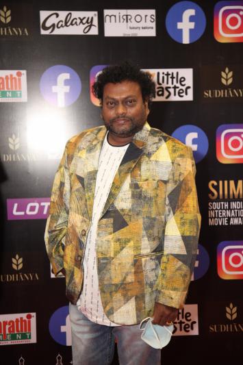 siima-awards-2021-awards-red-carpet-set-1-18.jpg