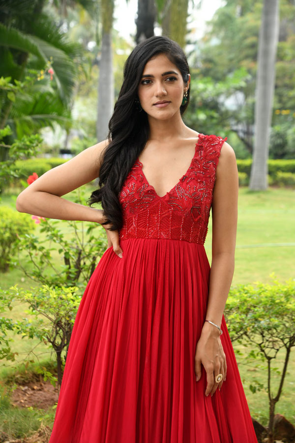 simran-choudhary-stills-2-2.jpg