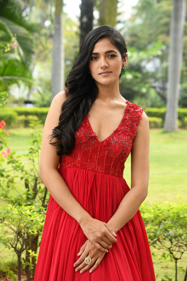 simran-choudhary-stills-2-8.jpg