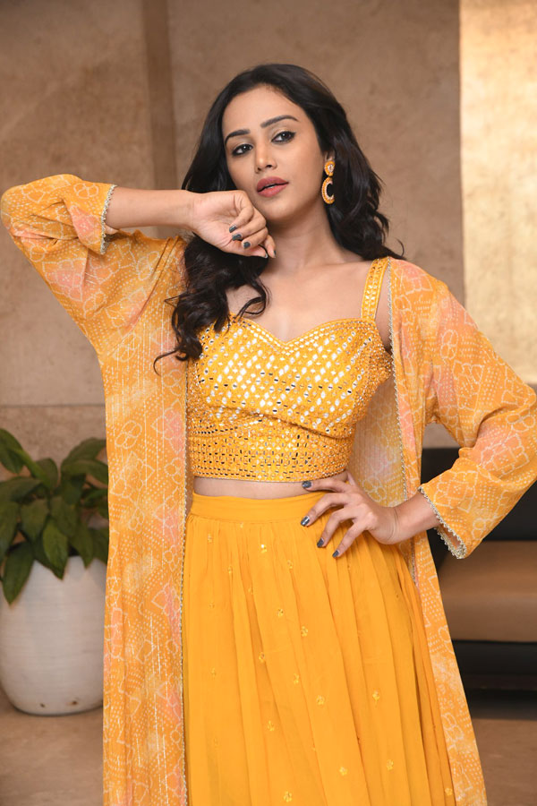 simran-gupta-stills-3-10.jpg