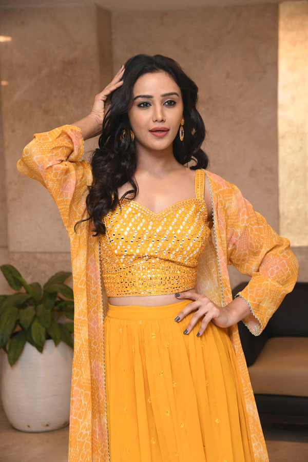 simran-gupta-stills-3-15.jpg