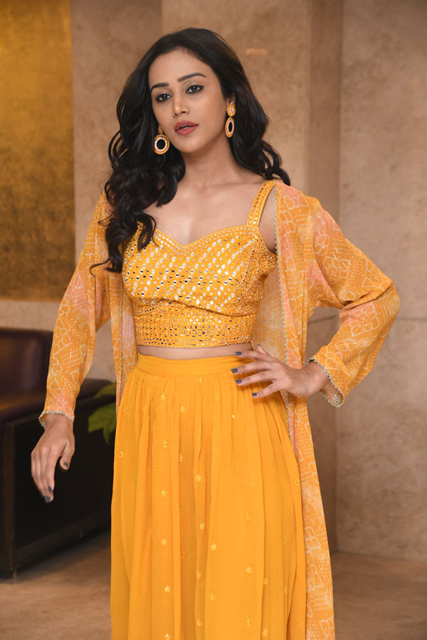 simran-gupta-stills-3-21.jpg