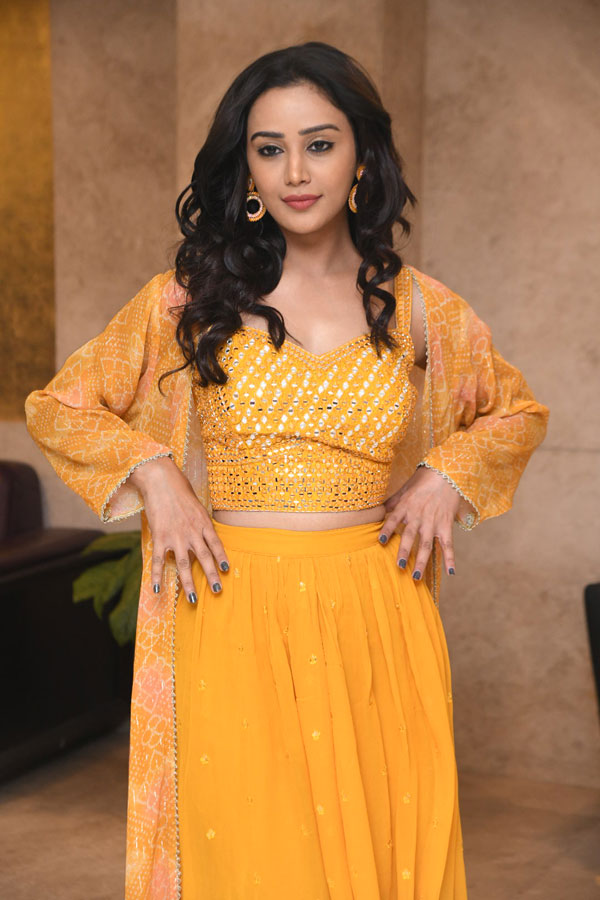 simran-gupta-stills-3-27.jpg