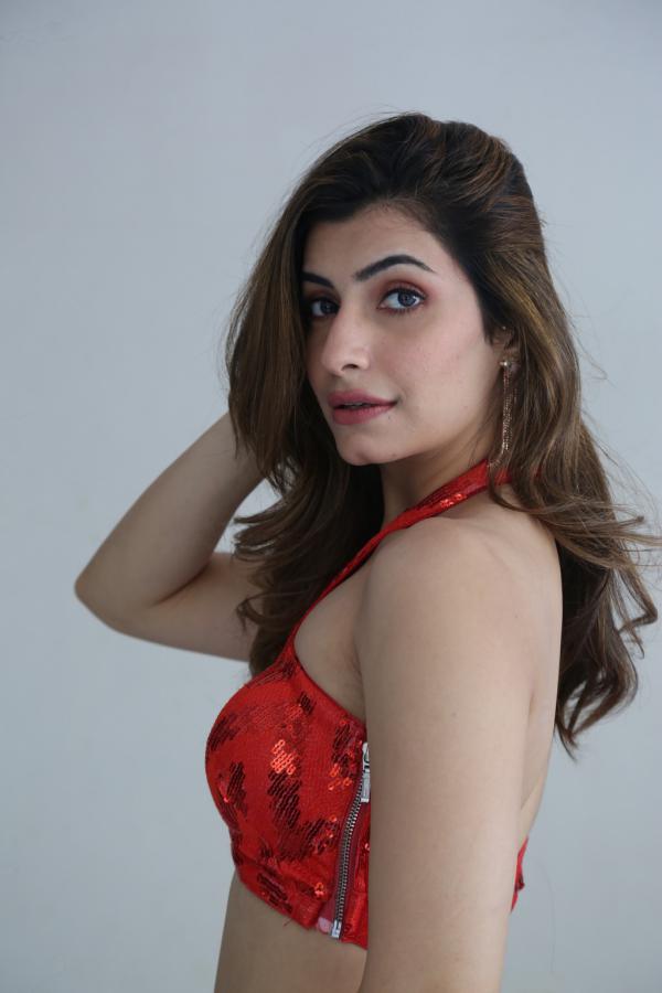 Simrithi Bathija Stills