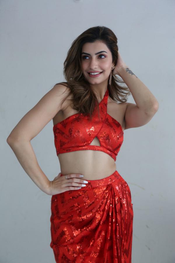 simrithi-bathija-stills-16.jpg
