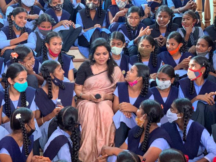 singer-sunita-potluri-ravi-open-a-new-computer-lab-7.jpg