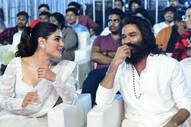 sir-movie-pre-release-10.jpg