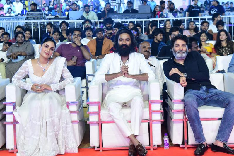 sir-movie-pre-release-12.jpg