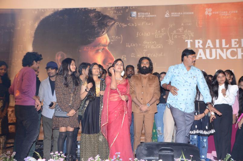 sir-movie-trailer-launch-14.jpg
