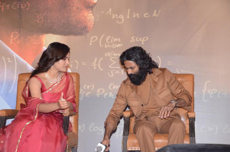 sir-movie-trailer-launch-8.jpg