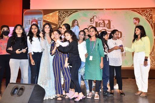 sita-ramam-song-launch-at-mallareddy-womens-college-6.jpg