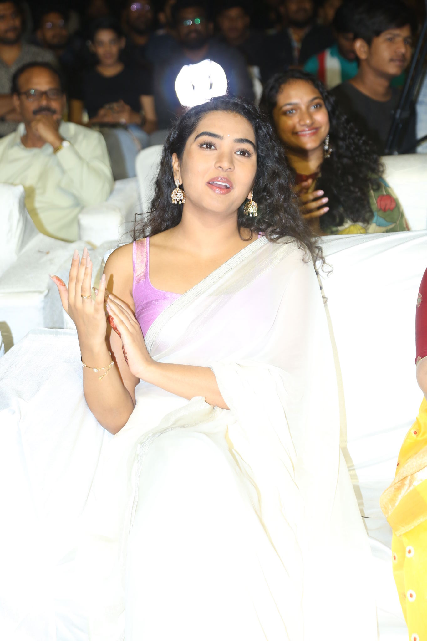sivathmika-stills-7.jpg