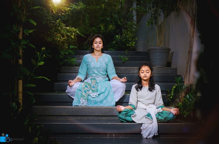 Pop Singer Smita Yoga