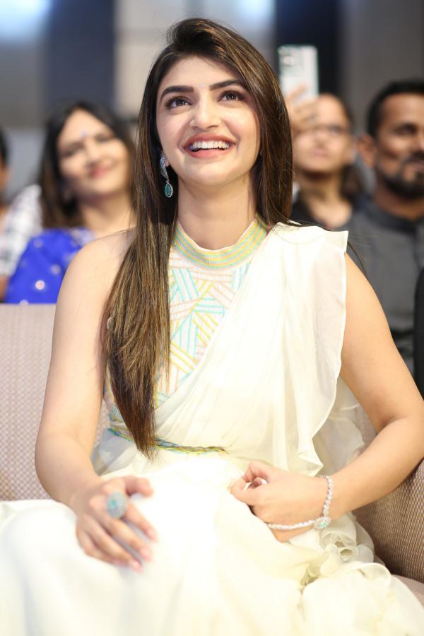 sree-leela-stills-2-2.jpg