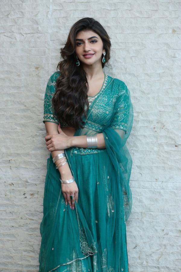 sree-leela-stills-3-13.jpg