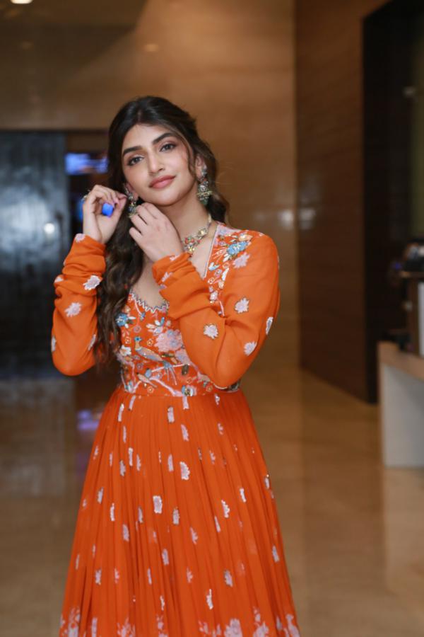 sree-leela-stills-4-17.jpg