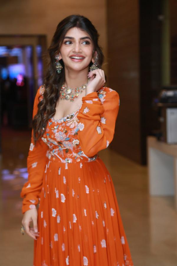 sree-leela-stills-4-20.jpg
