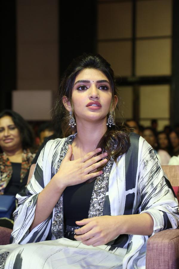 sree-leela-stills-6-11.jpg