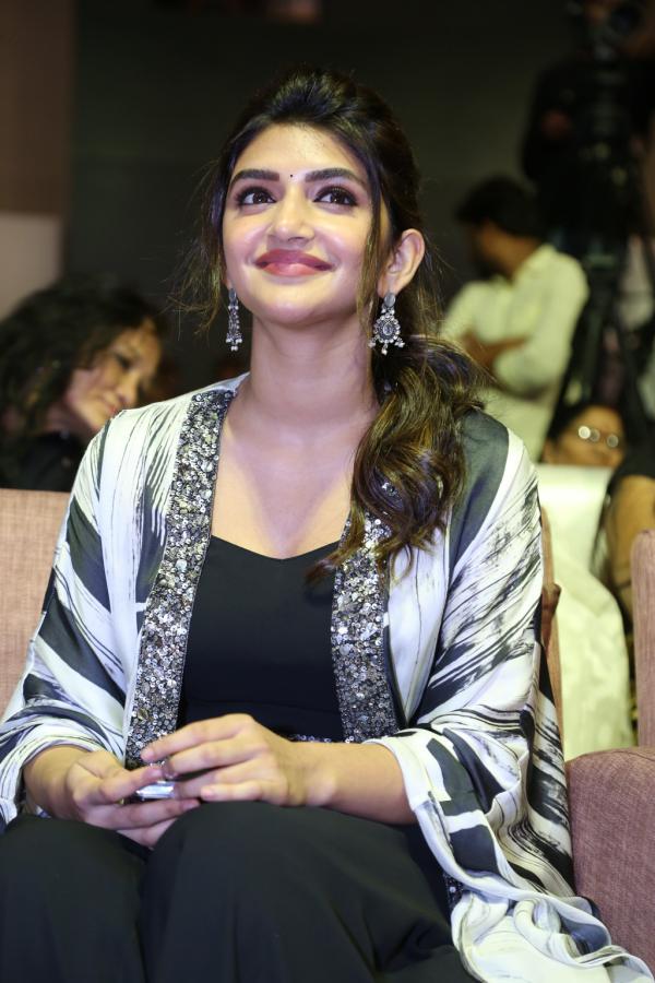 sree-leela-stills-6-4.jpg