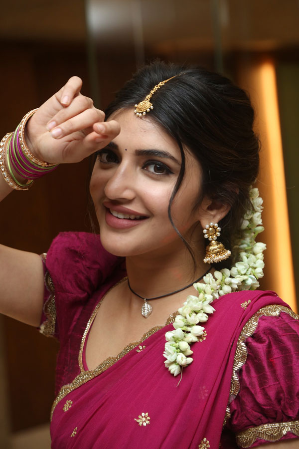 sree-leela-stills-8-11.jpg