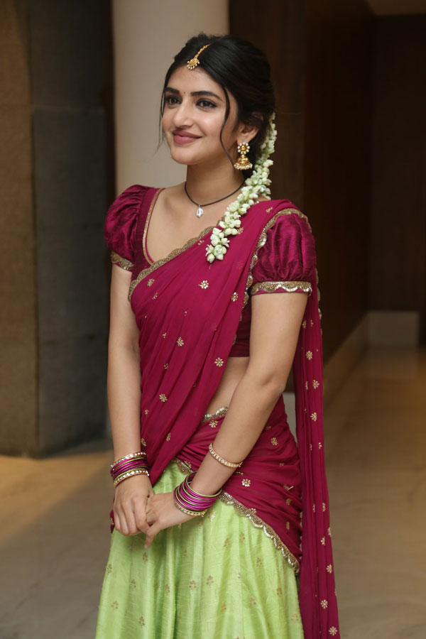 sree-leela-stills-8-19.jpg