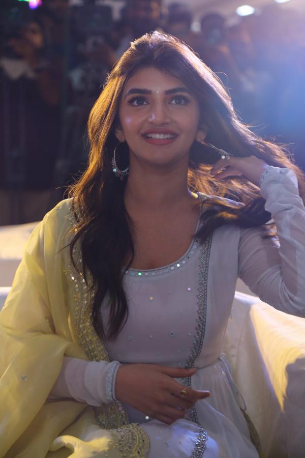 sree-leela-stills-8.jpg