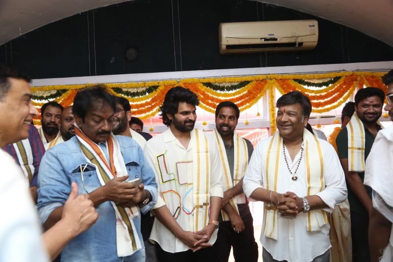 sree-vishnu-new-movie-opening-2.jpg