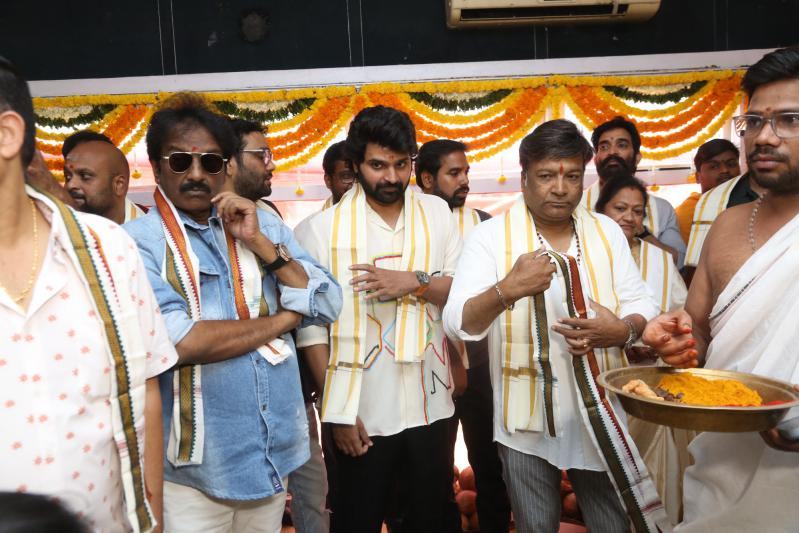 sree-vishnu-new-movie-opening-4.jpg