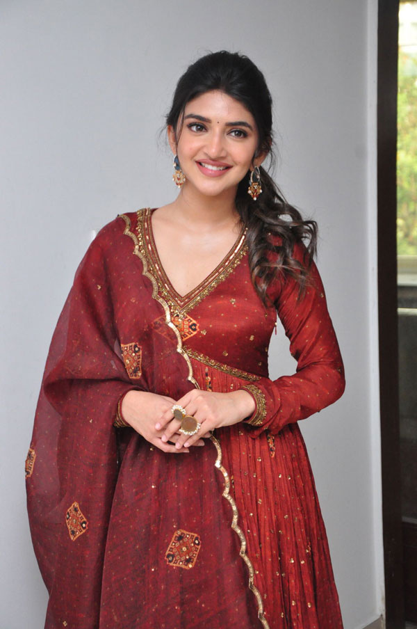 sreeleela-stills-2-10.jpg