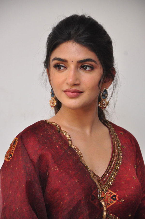 sreeleela-stills-2-17.jpg