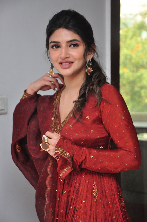 sreeleela-stills-2-7.jpg
