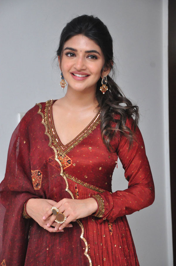 sreeleela-stills-2-9.jpg