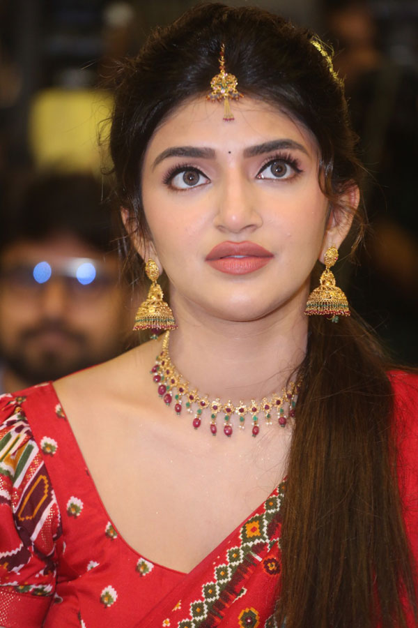 sreeleela-stills-3-12.jpg