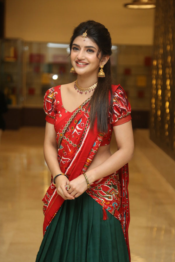 sreeleela-stills-3-14.jpg