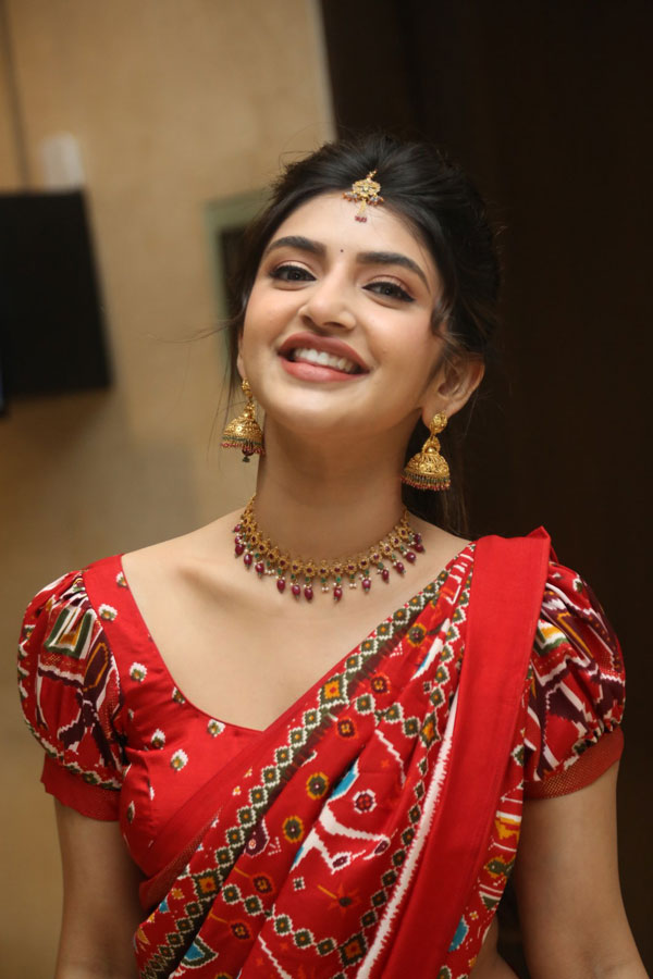 sreeleela-stills-3-20.jpg