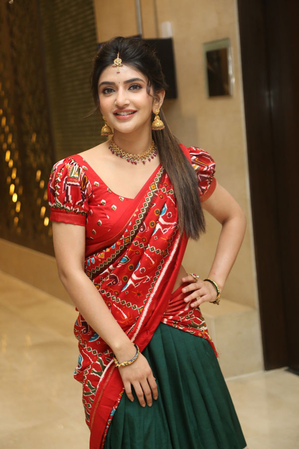 sreeleela-stills-3-9.jpg