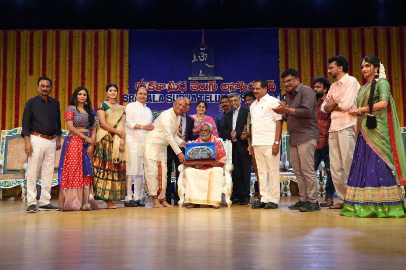 sri-kala-sudha-telugu-association-ugadi-awards-2-23.jpg