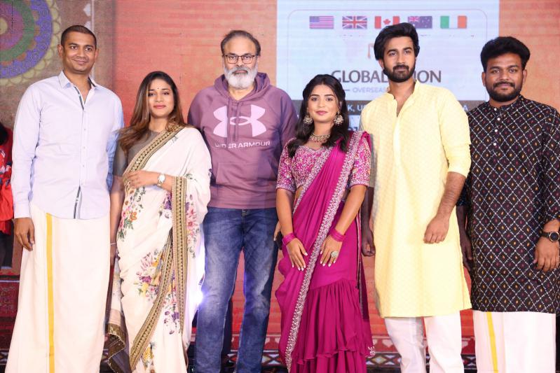 sridevi-sobhanbabu-movie-pre-release-10.jpg