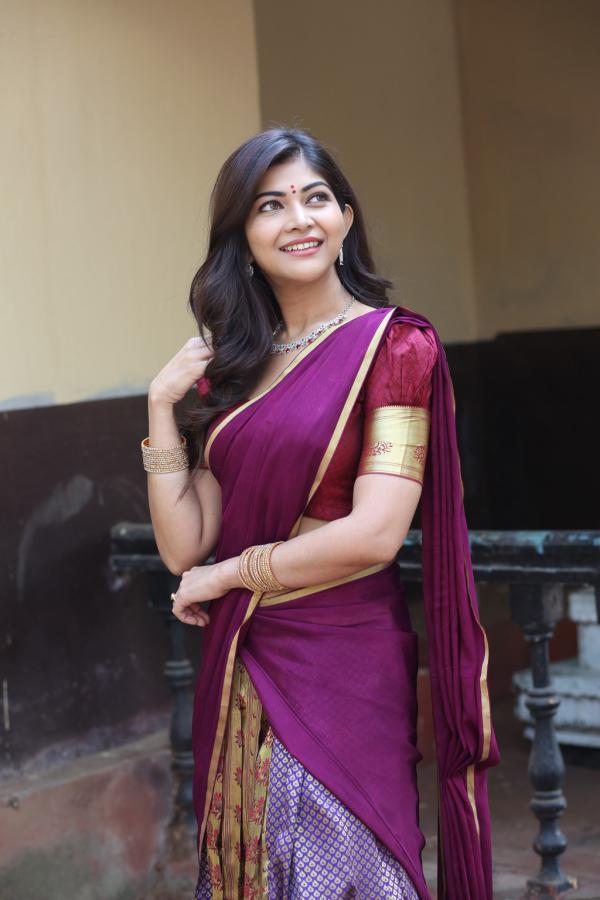 srijita-ghosh-stills-2-10.jpg