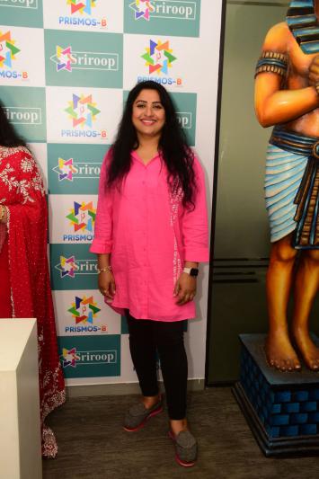 sriroop-clinic-for-skin-hair-launch-at-jubilee-hills-8.jpg