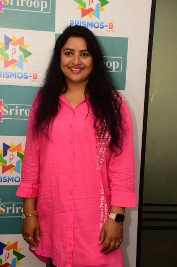sriroop-clinic-for-skin-hair-launch-at-jubilee-hills-9.jpg