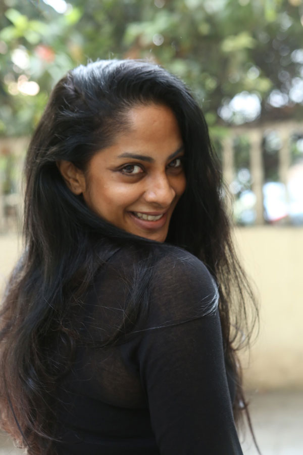 sriya-reddy-stills-14.jpg